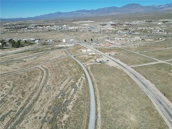 2061 E Ironhorse St, Pahrump, NV 89048