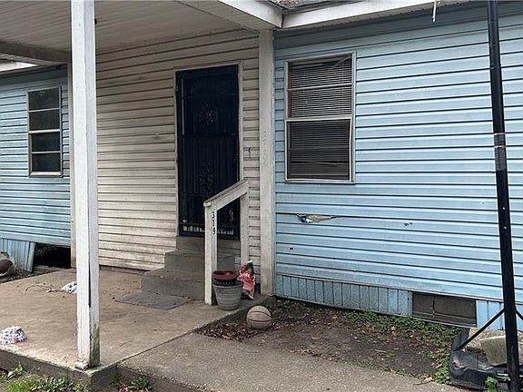 3rd image of 317 W Main St