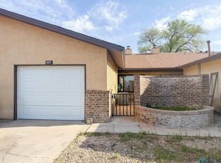 16 Bent Tree Rd APT C, Roswell, NM 88201