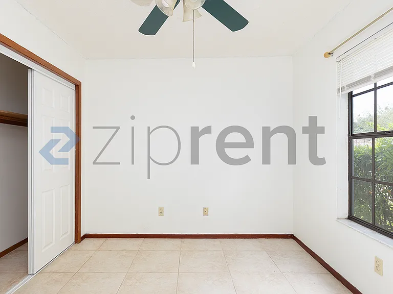 1272 Blueberry Ct — Photo 10