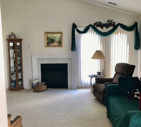 4th image of 6053 Jolliff St