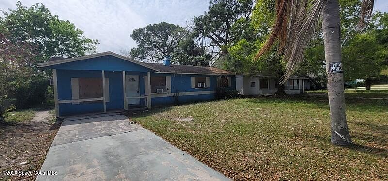 1st image of 907 Fern Ave