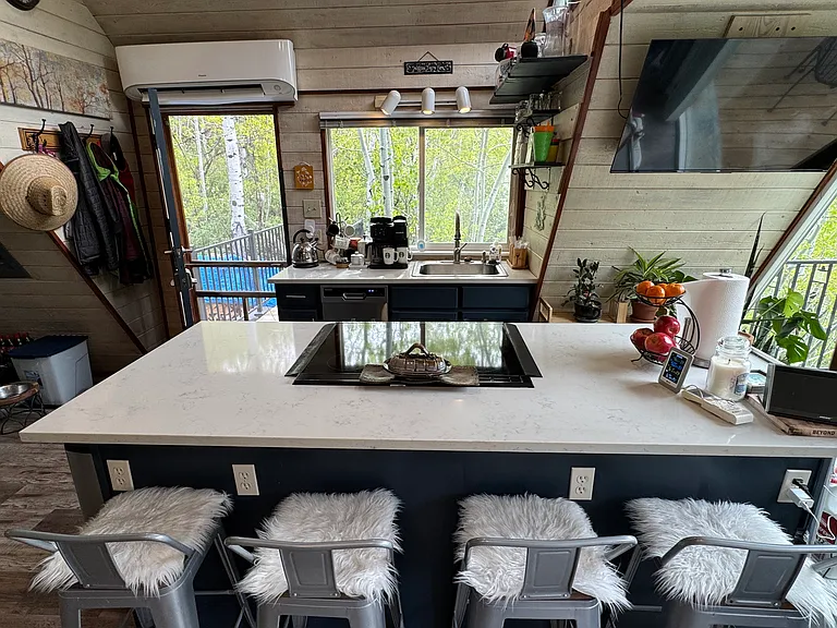 Center island and kitchen sink