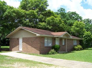208 Graves Ave, Opp, AL 36467