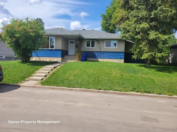 9620 75th St NW, Edmonton, AB T6C 2H9