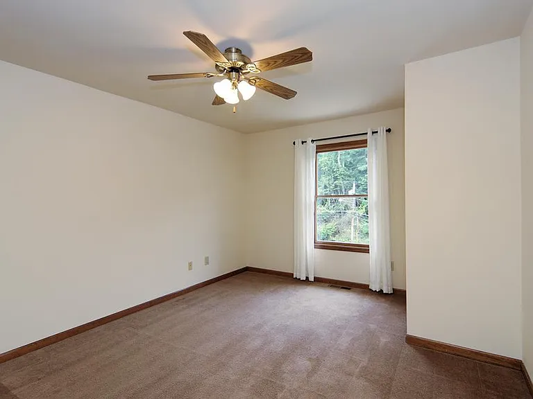 2020 Benton Rd #A — Photo 11