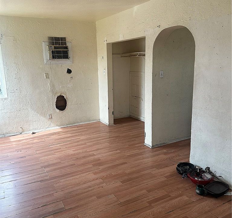 1st image of 1314 N East St #N