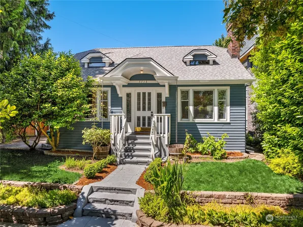 5715 17th Avenue NE, Seattle, WA 98105