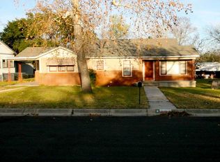 203 S Porter St, Lampasas, TX 76550