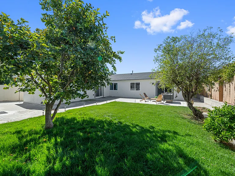 4948 Luna Dr — Photo 52