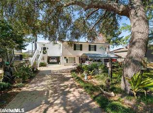 14313 Riverside Dr, Magnolia Springs, AL 36555