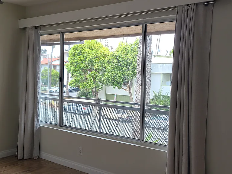 425 Washington Ave #10 — Photo 16