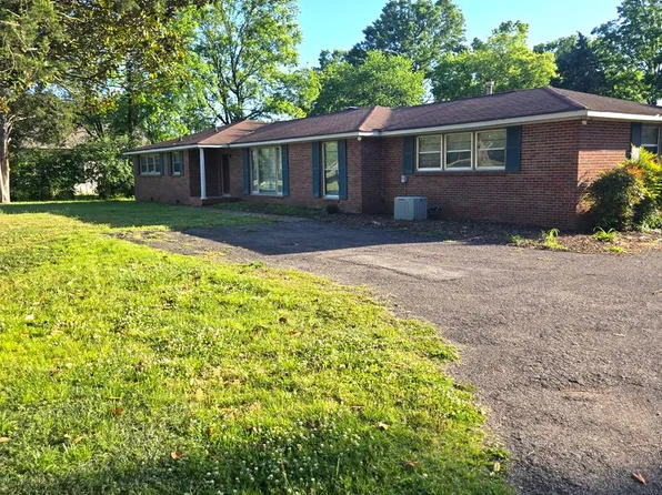 2009 Kingsbury Dr, Nashville, TN 37215