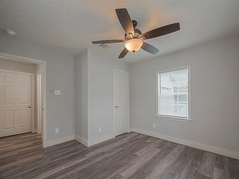 4417 Knoxville St — Photo 7