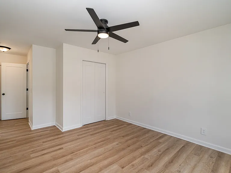 122 Brookside Dr — Photo 12