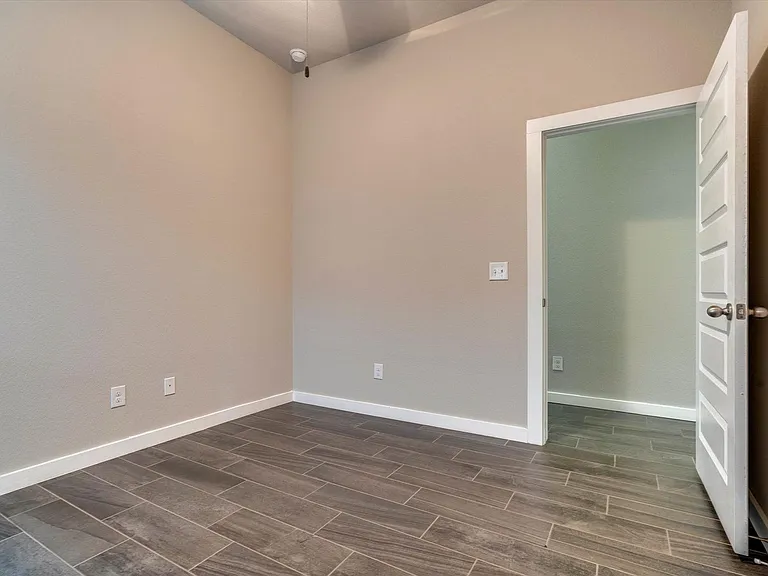 130 Hidden Springs Dr — Photo 9