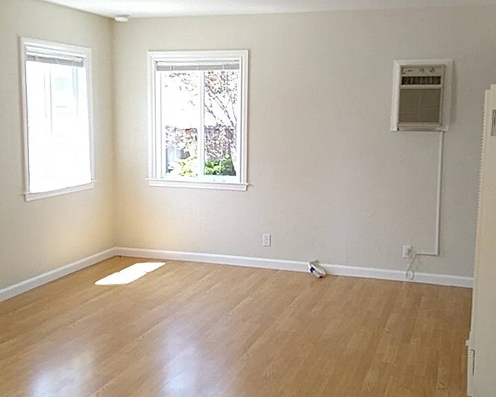 735 San Carlos Ct — Photo 5