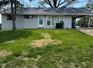 400 Homecrest Dr, Saint Louis, MO