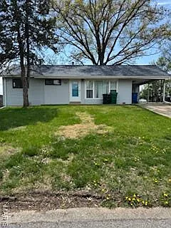 400 Homecrest Dr photo 1