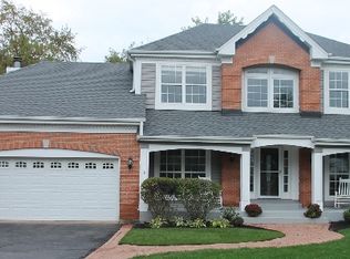 1148 Victoria Dr, Fox River Grove, IL 60021