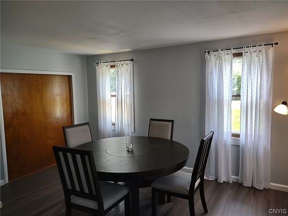 4th image of 119 Westfall St