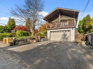 2142 Saint Andrews Ave, North Vancouver, BC V7L 3M5