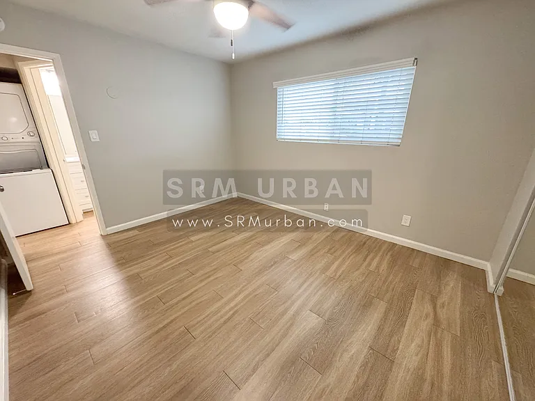 2870 Broadway #8 — Photo 12