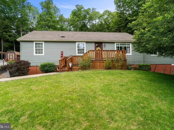 102 Lark Ln, Flinton, PA 16640