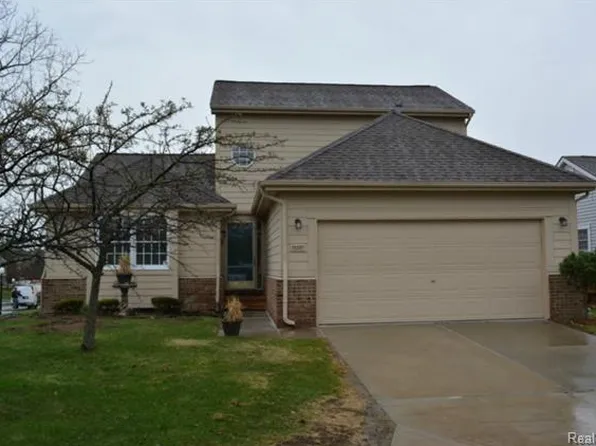 31197 Barrington Dr #1, Novi, MI 48377