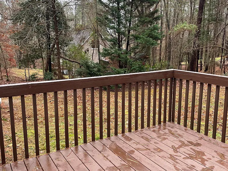 150 Cheyenne Dr — Photo 2
