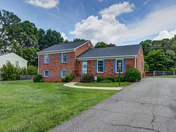 70 Horizon Dr, Forest, VA 24551