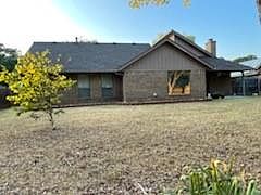 4th image of 2400 Whispering Oak Dr