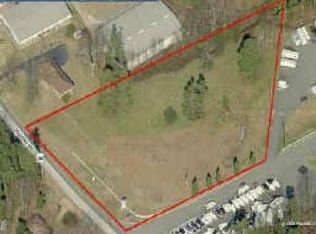 6005 Holiday Rd, Buford, GA 30518