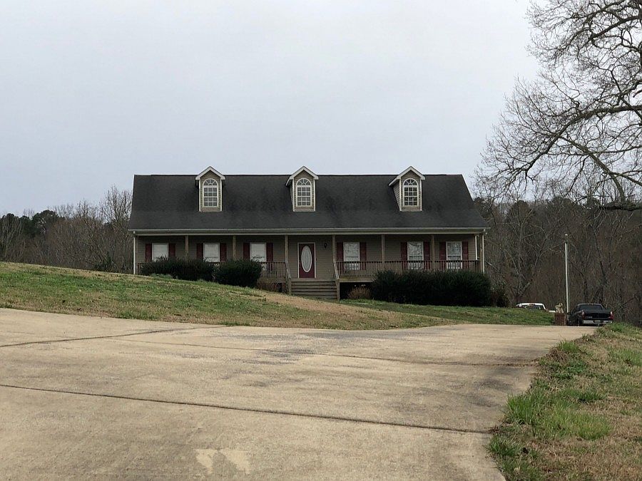 1st image of 300 Katie Ln