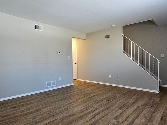 5th image of 4370 Flowerdale Ave APT C