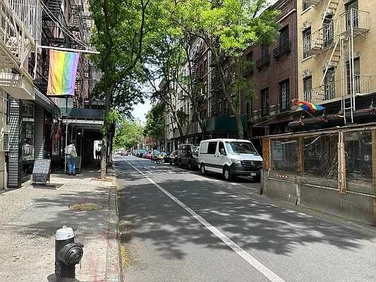 Rented by Waverly Realty Associates | media 22