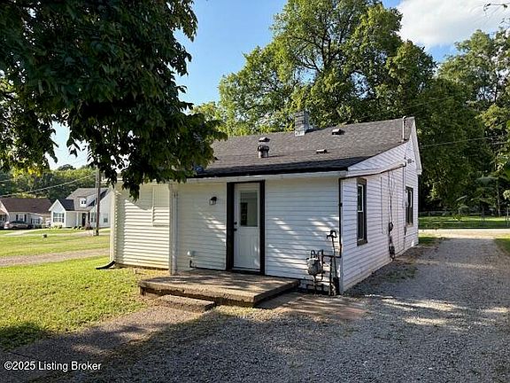 2nd image of 107 Payne Ave
