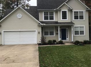 2800 Walter Rd, Westlake, OH 44145