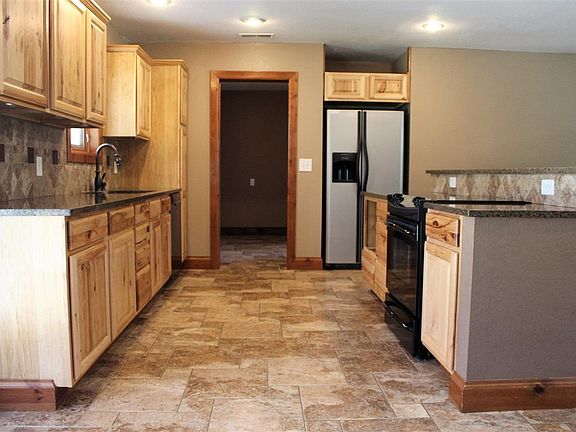 4th image of 6 N Terry Ln