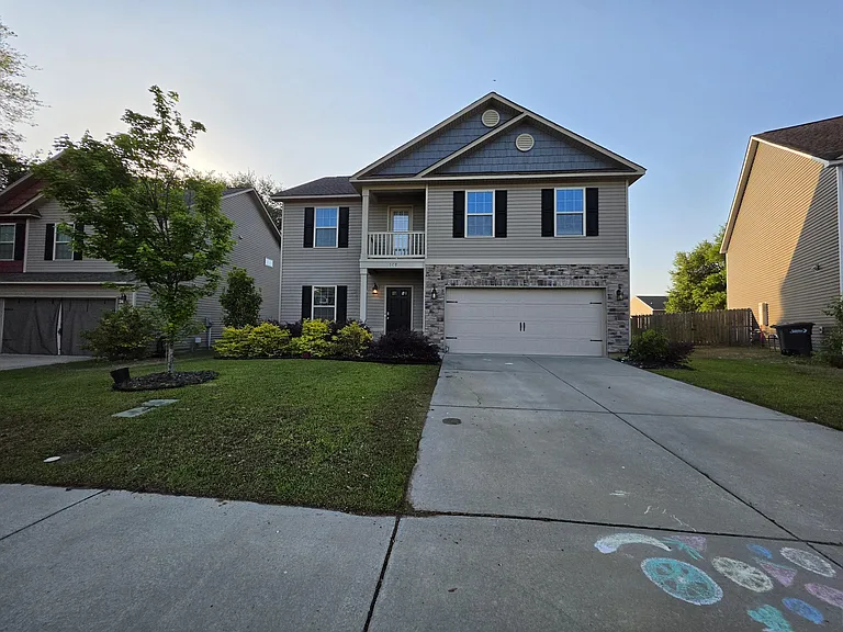147 Niblick Dr — Photo 1