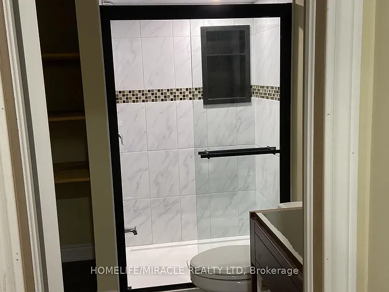 25 Thornridge Cres #BASEMENT — Photo 12