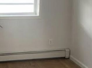 (Undisclosed Address), Yonkers, NY 10701
