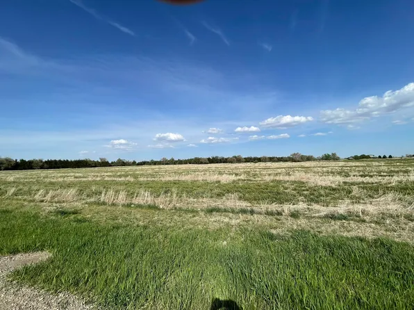 Golden Mdws, Pierre, SD 57501