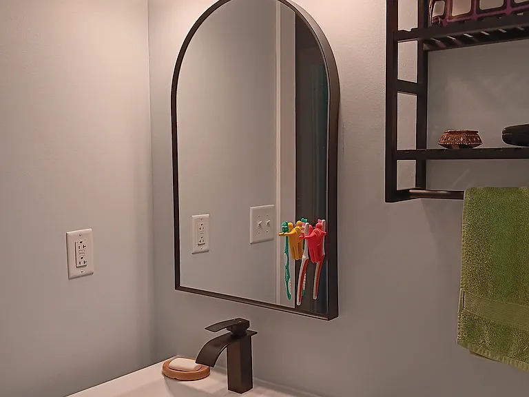 545 Maple St — Photo 10