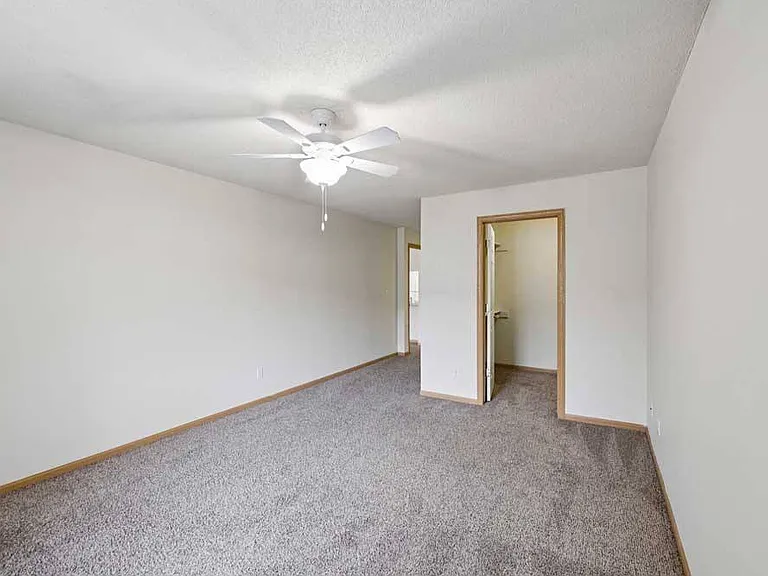 Northbrook Apartments — Photo 234