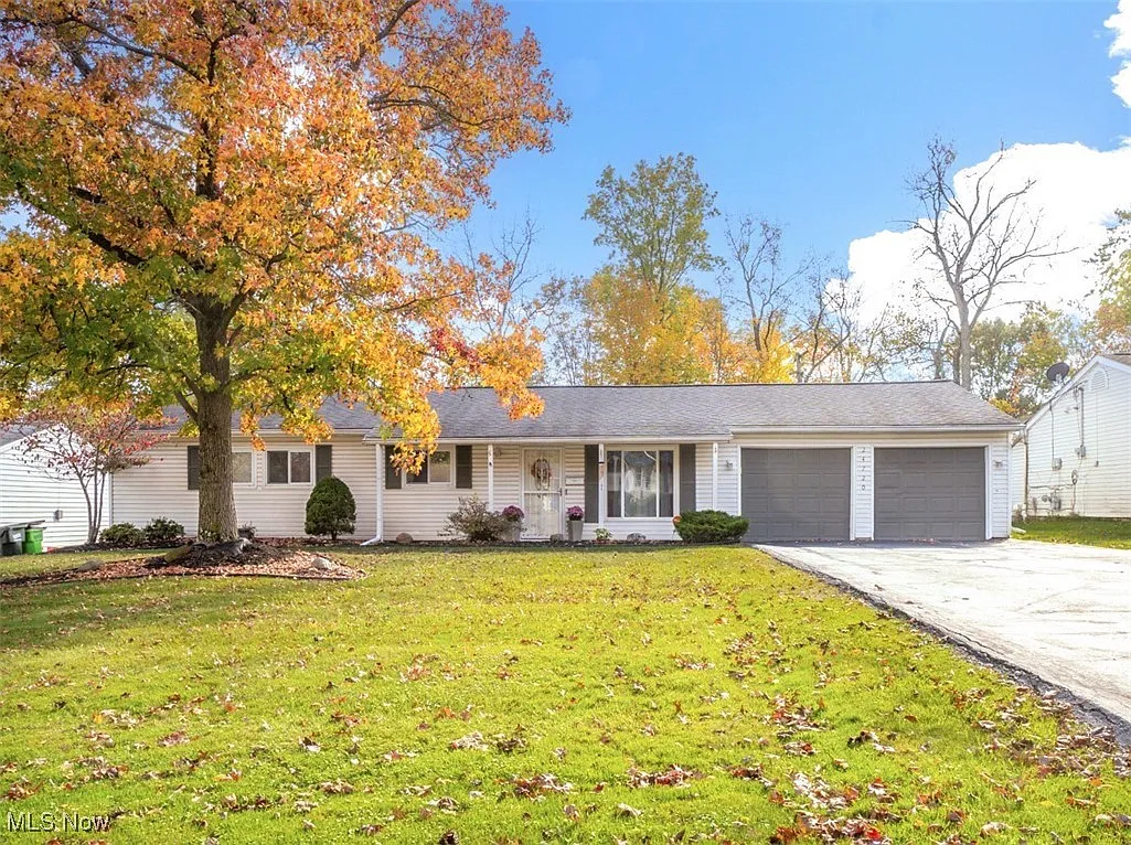 24720 Randolph Rd photo 1