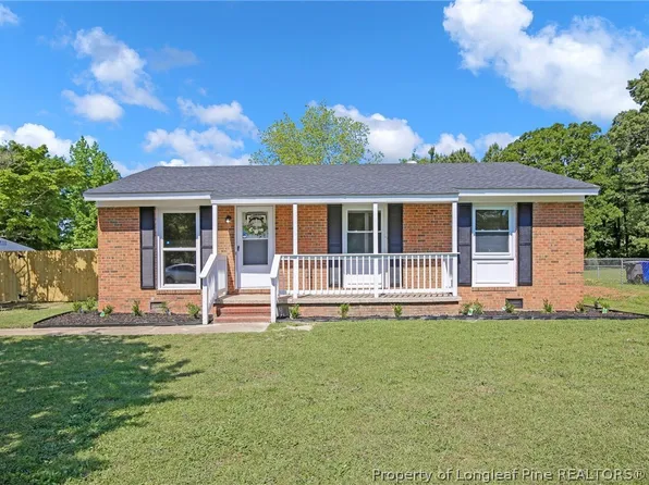 7033 Ryan St, Fayetteville, NC 28314