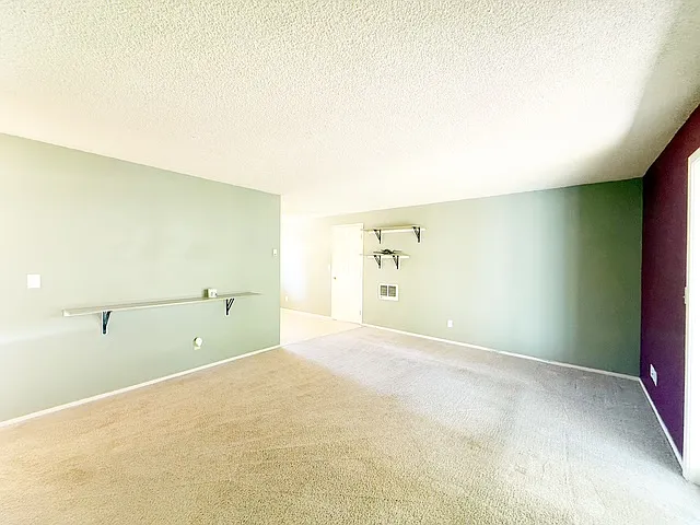 13590 NW Coho Run — Photo 11