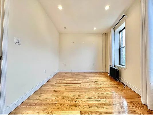 3rd image of 30 Rogers Ave APT 1B