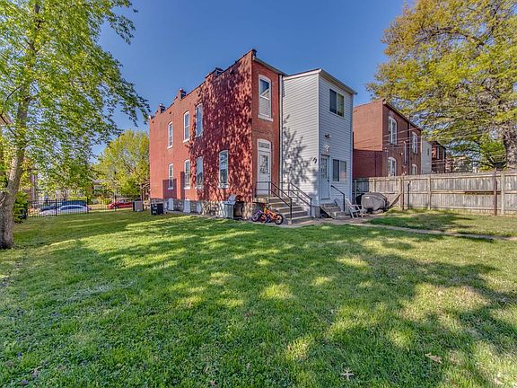 3rd image of 5039 Murdoch Ave